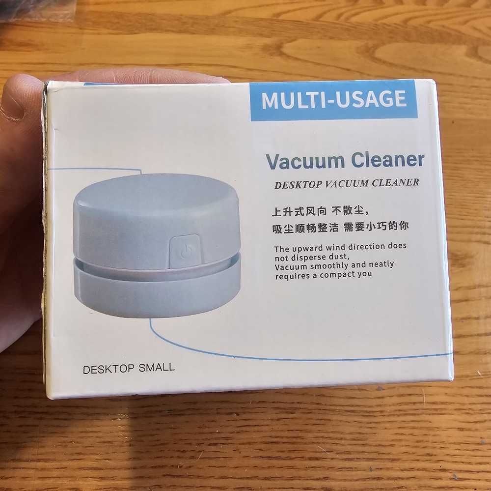Desktop Vacuum Cleaner Pink New In Box - Picture 2 of 4